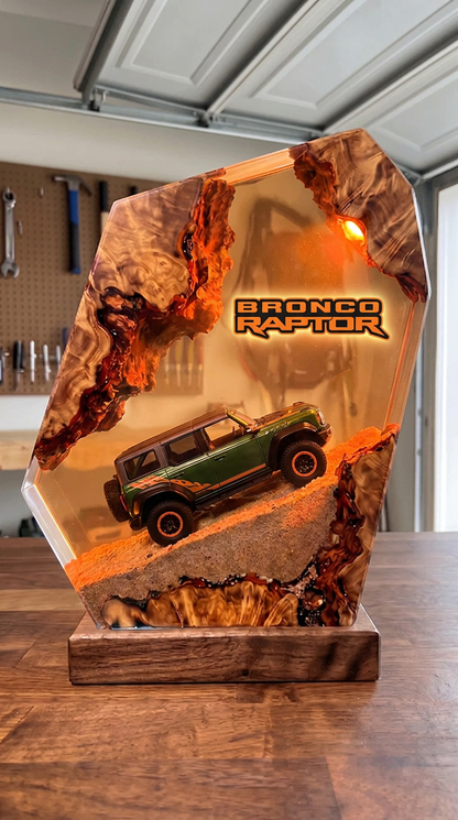Handmade 4x4 Resin Lamps™